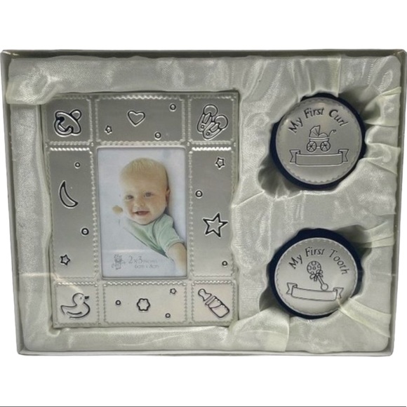 First Curl Tooth Frame Gift Set for Baby - Picture 1 of 7